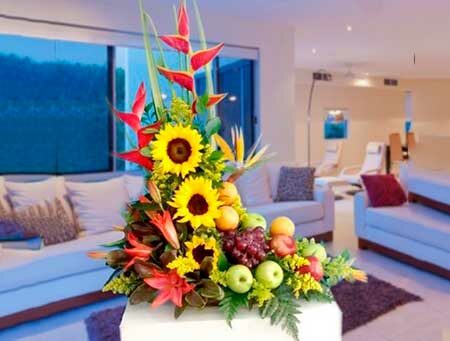arreglo tropical con frutas banner